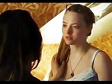 Megan Fox & Amanda Seyfried FULL LESBIAN SCENE