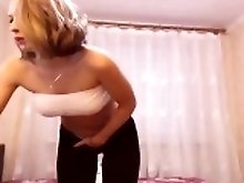 girl who has big-tits do sexy live chat 1