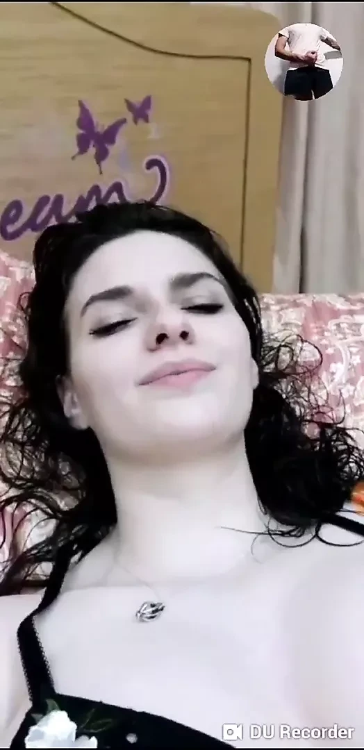 camda masturbasyon yapiyor