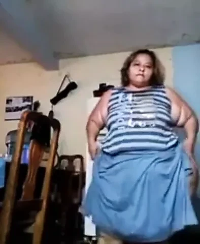 Big Mexican Girl With A Fat Ass Showing It Off